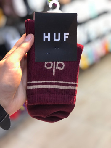 جوراب زرشکی